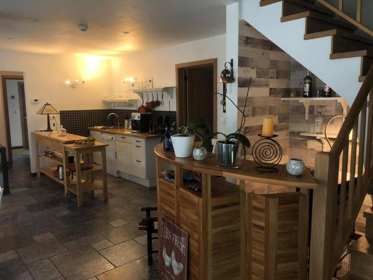 Le Goupil Hotel Wavre Eksteriør billede