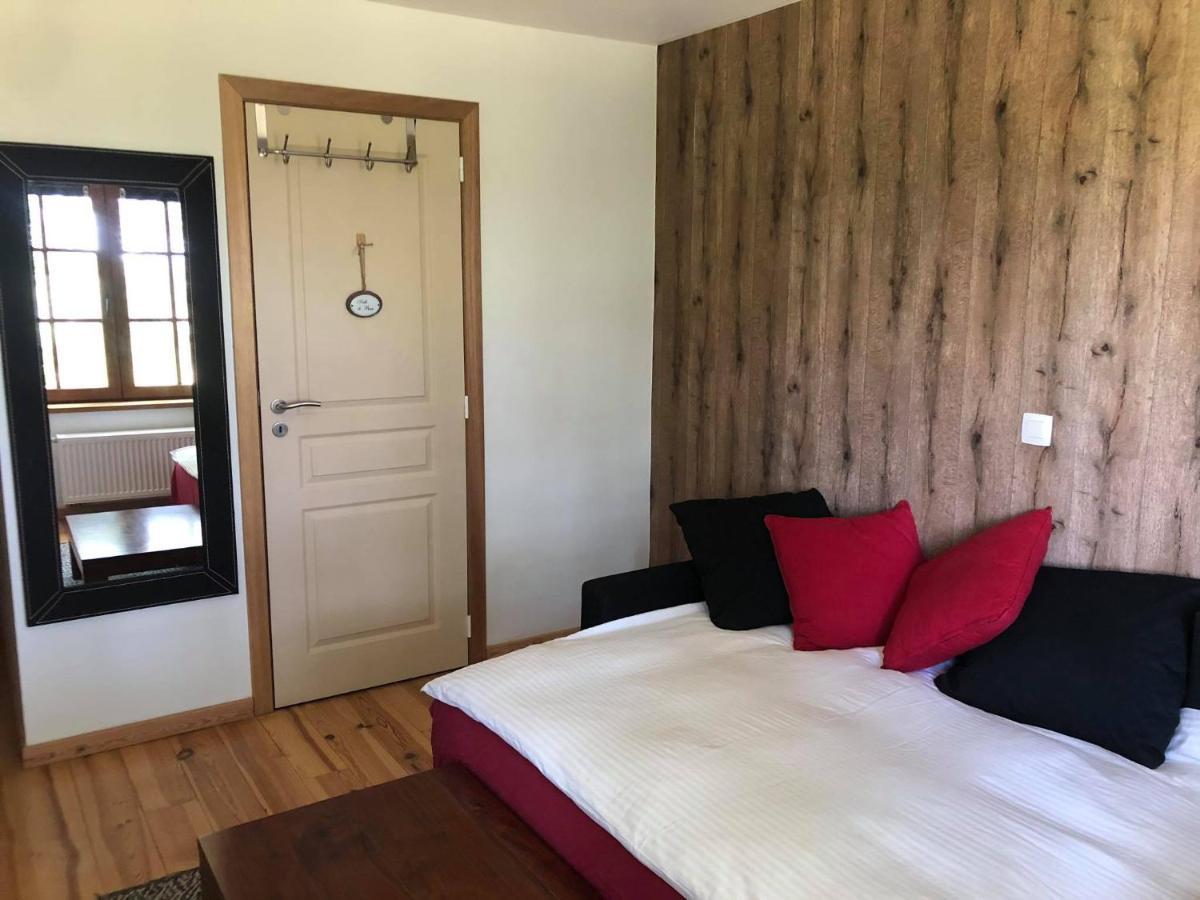 Le Goupil Hotel Wavre Eksteriør billede